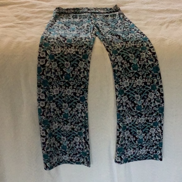 Honey Lace Stretch Pants 